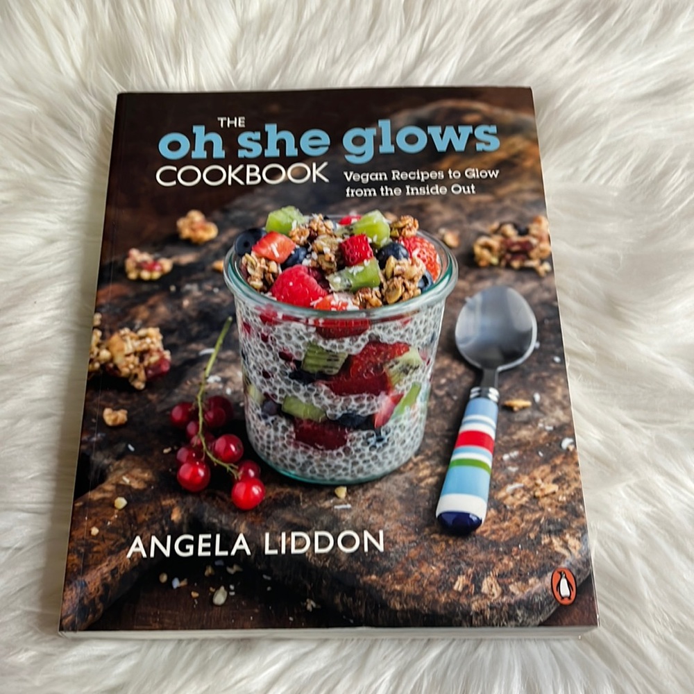 ANGELA LIDDON | The Oh She Glows Cookbook